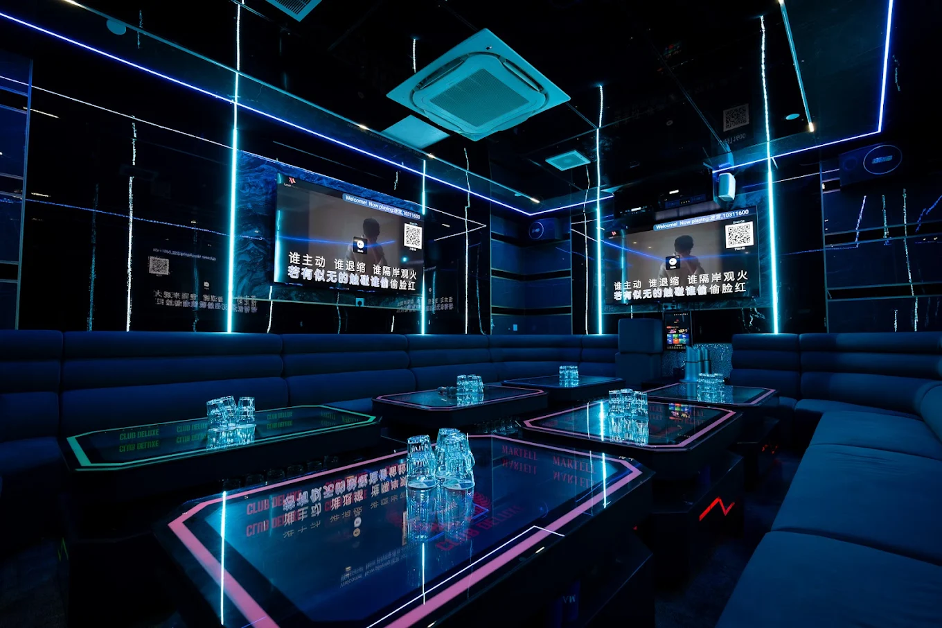Club Deluxe thumbnail 1