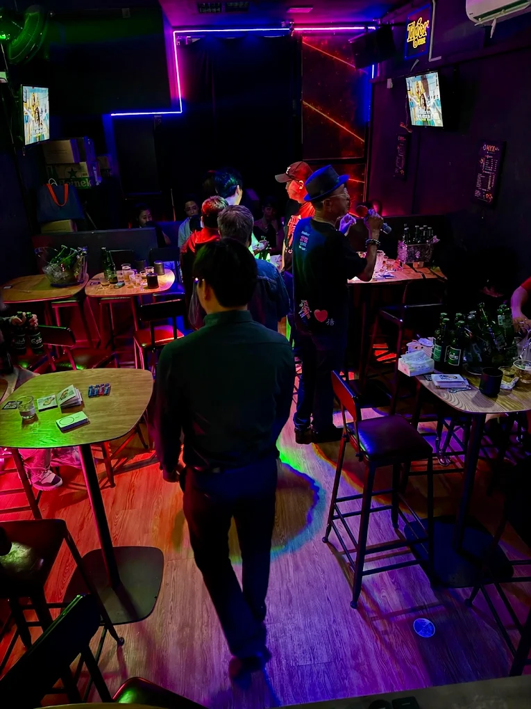 O-NYX Bar thumbnail 1