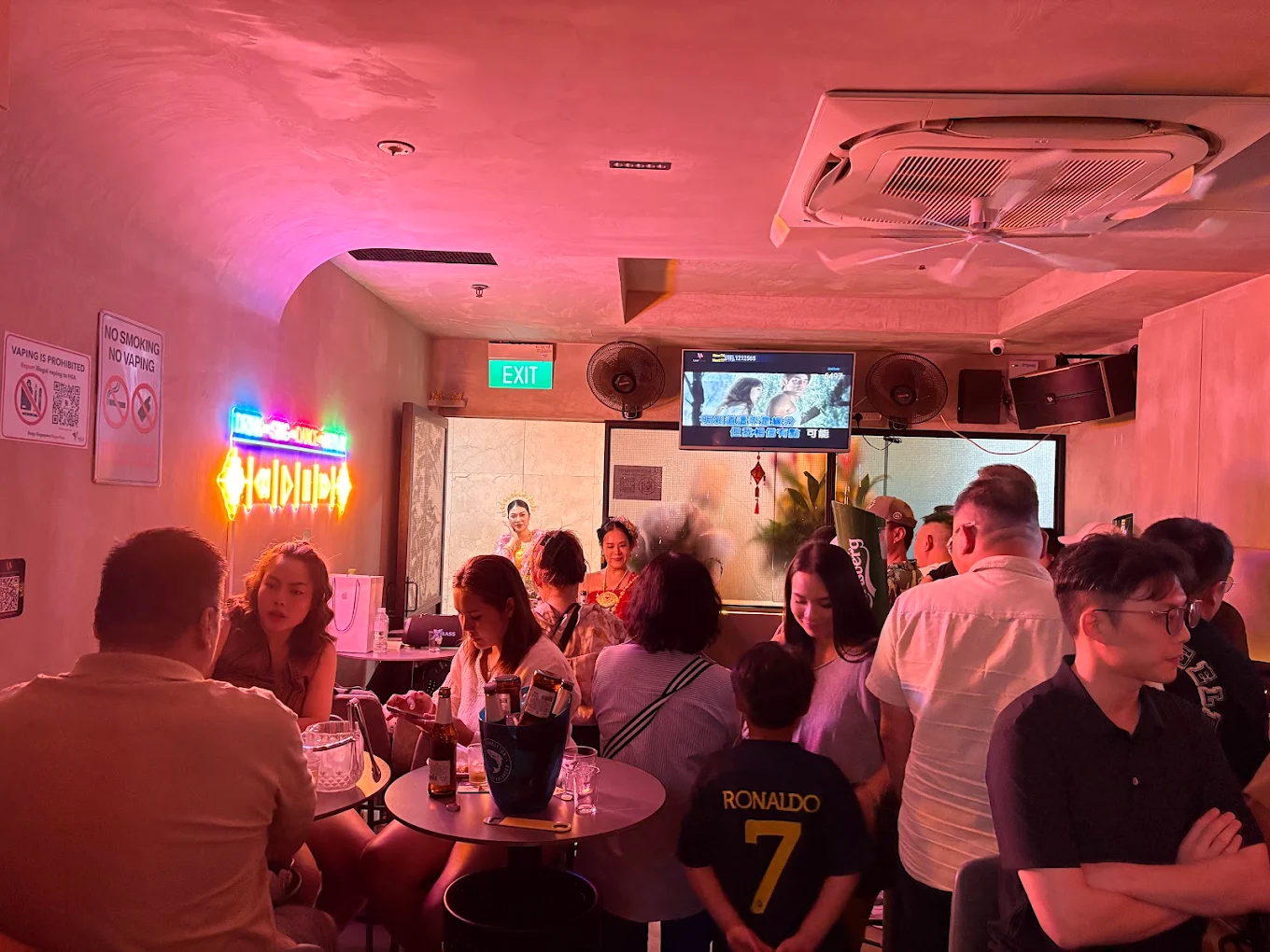 REPLAY PUB SINGAPORE thumbnail 1