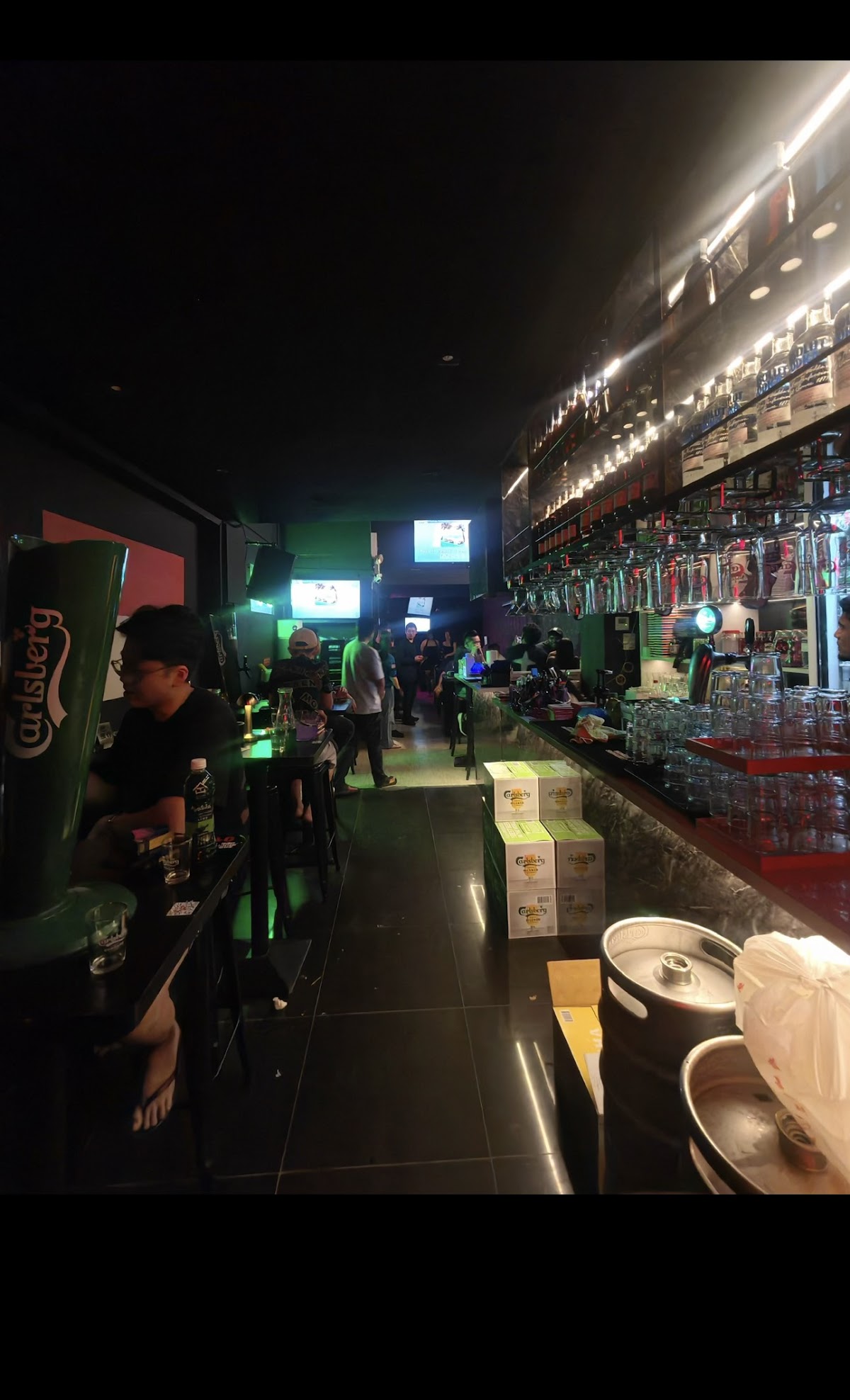Sawaddee Pub thumbnail 1