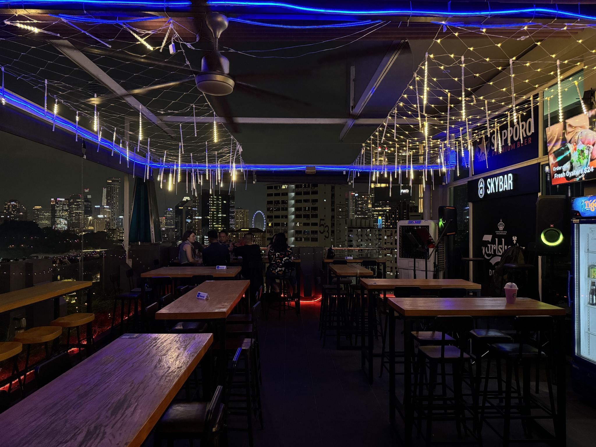 Skybar Feng thumbnail 3