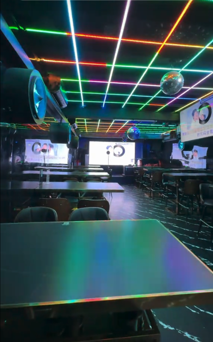 The Q Room thumbnail 2