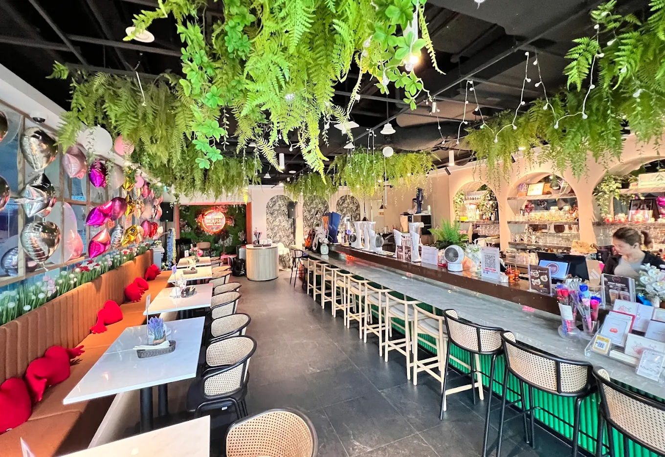 The Upper House Grill & Bar thumbnail 1